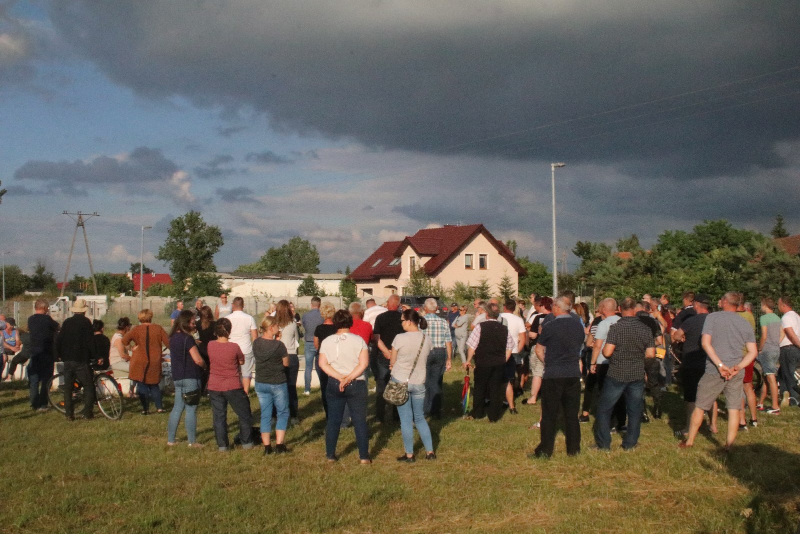 Spotkanie mieszkańców w Spalonej. Zjawiło się ponad 100 osób