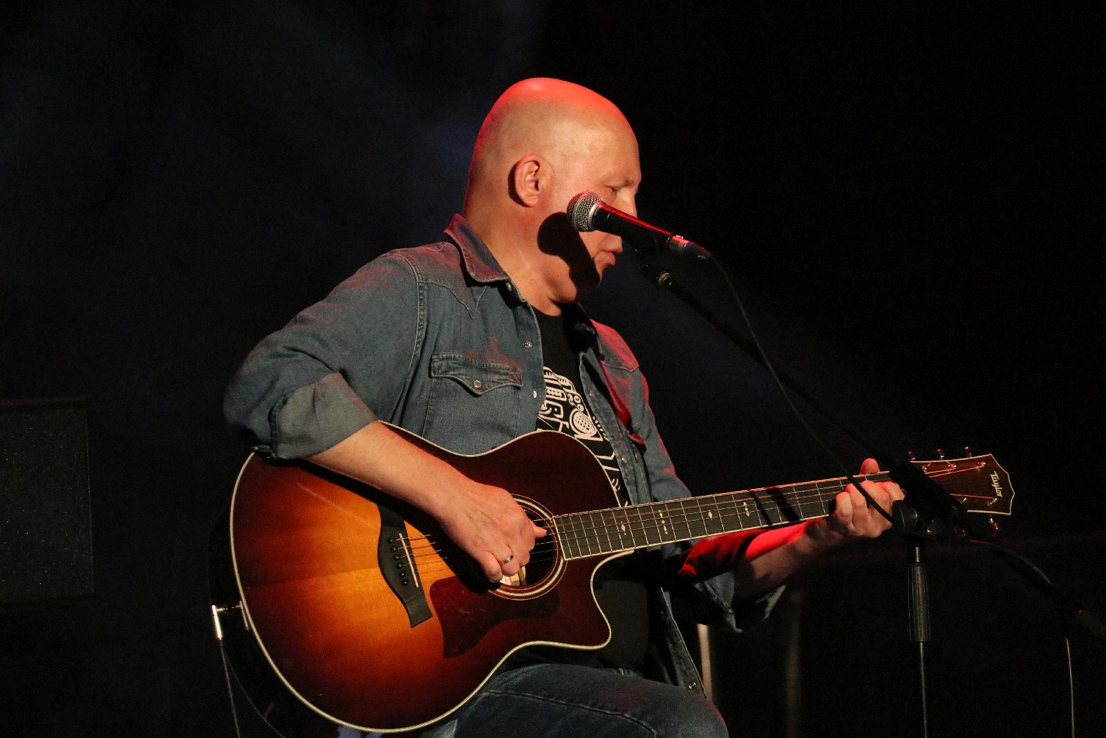 Są rzeczy ważne i ważniejsze. Koncert Bukartyka był tą drugą
