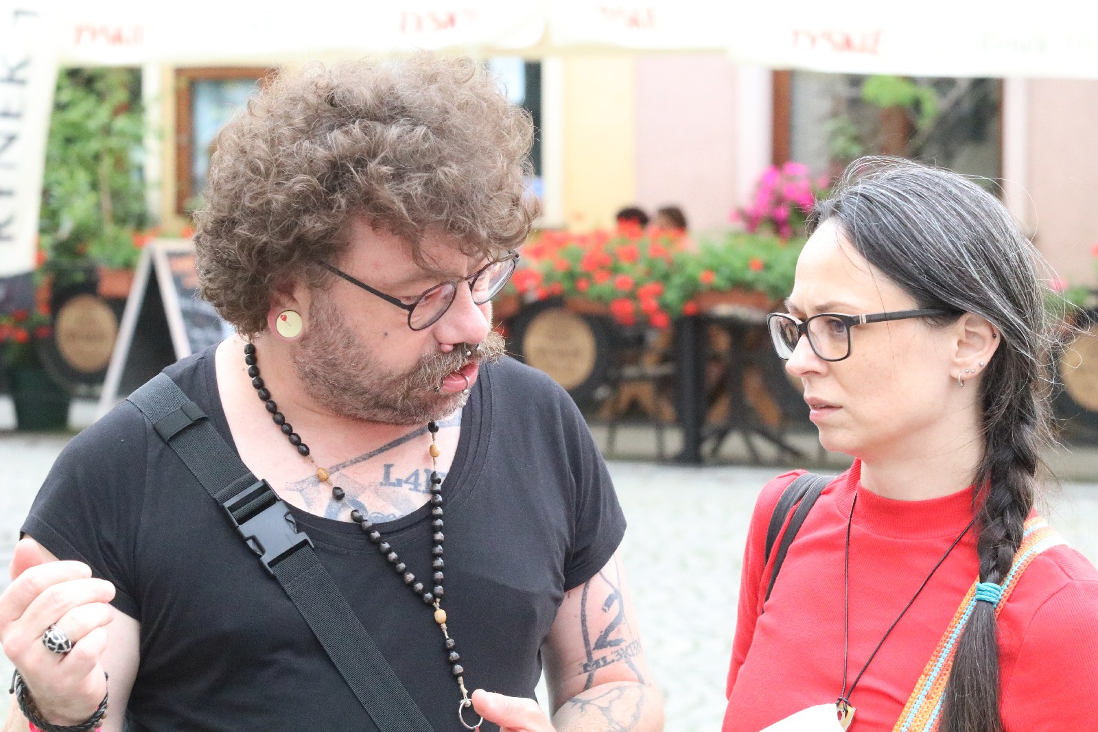 Całe rodziny wzięły udział w spacerze śladami Satyrykonu