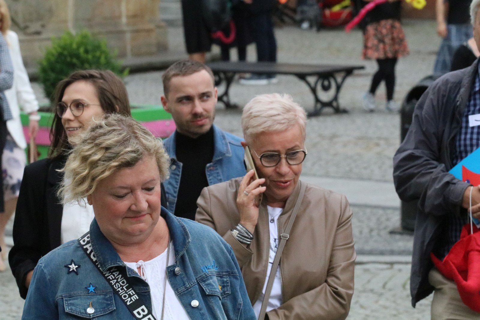Całe rodziny wzięły udział w spacerze śladami Satyrykonu