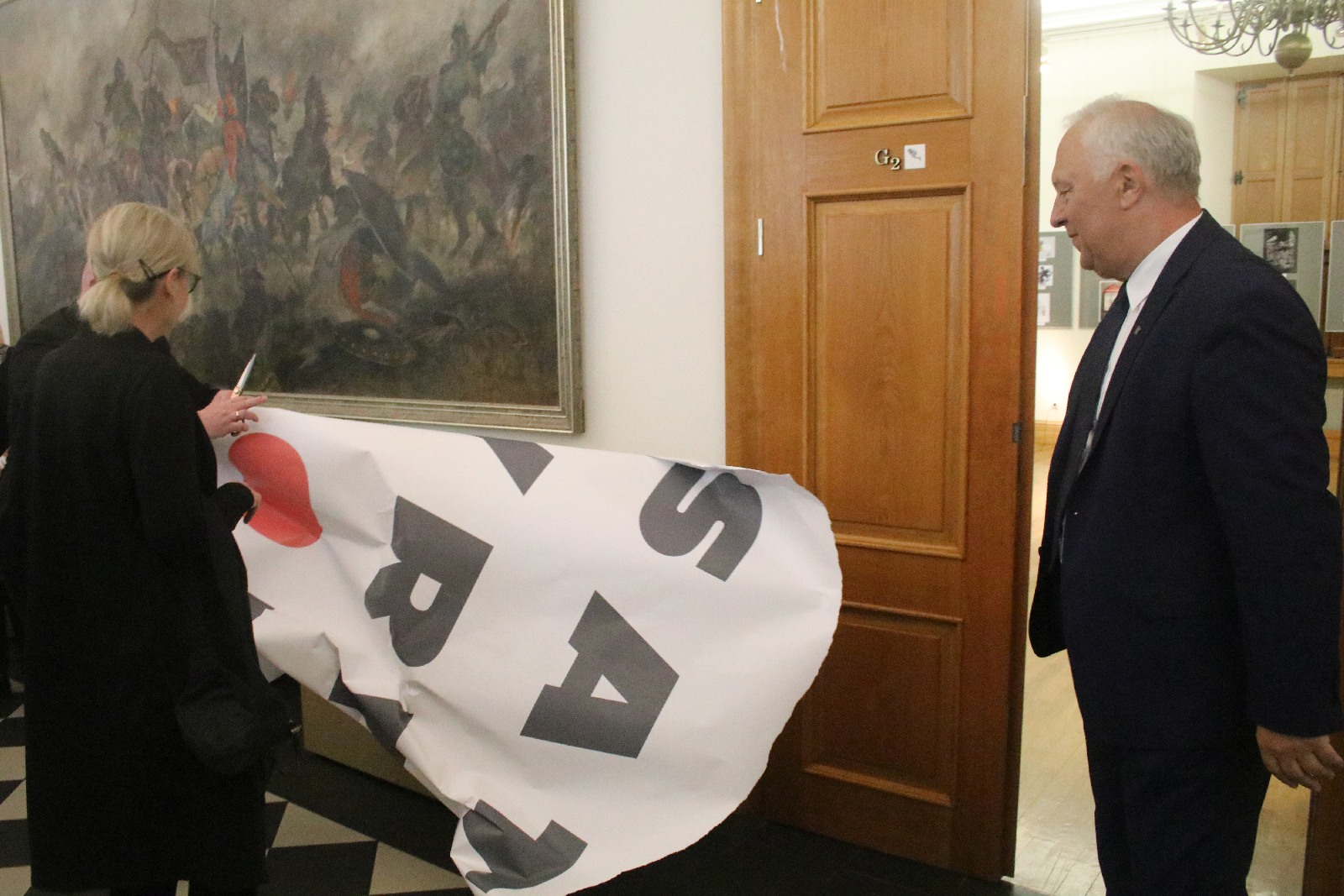 Całe rodziny wzięły udział w spacerze śladami Satyrykonu