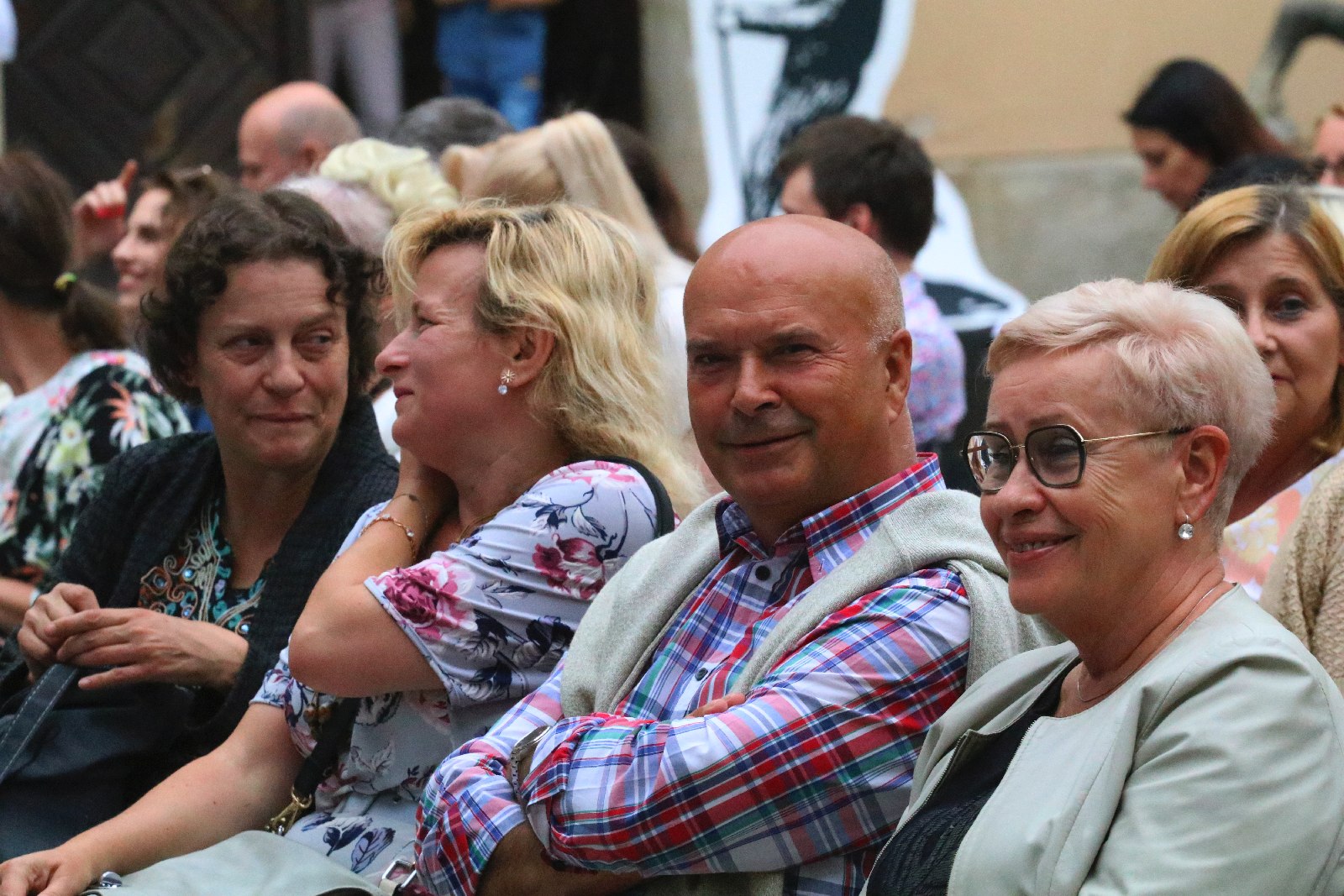 „Osiecka de Luxe” Mai Kleszcz na zakończenie Satyrykonu