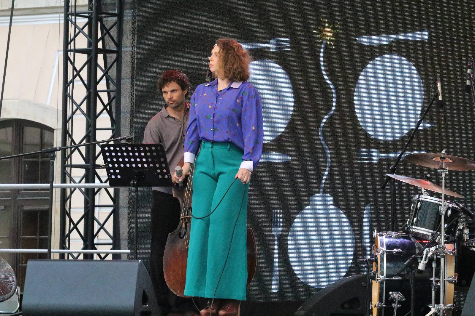 „Osiecka de Luxe” Mai Kleszcz na zakończenie Satyrykonu