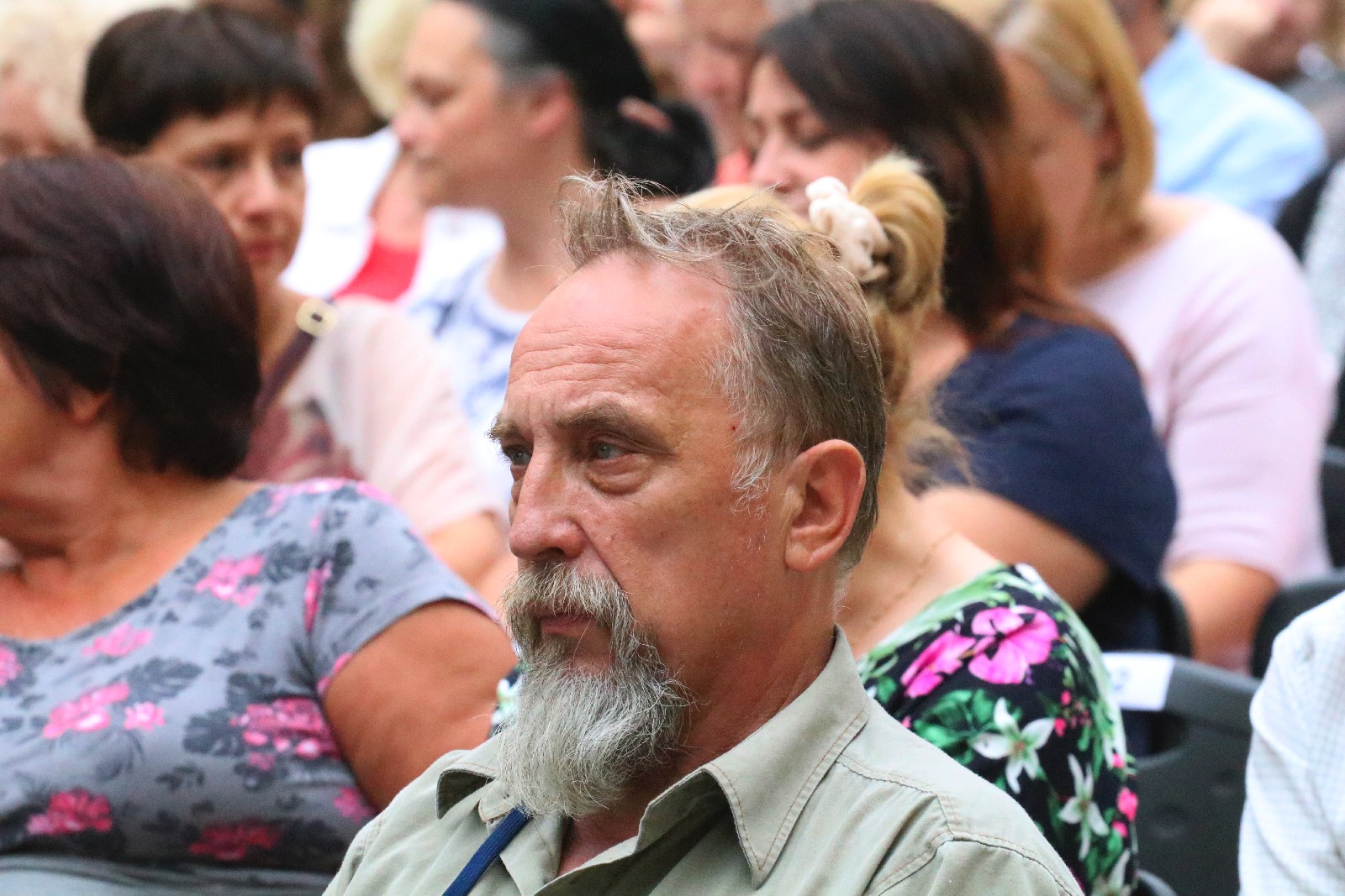 „Osiecka de Luxe” Mai Kleszcz na zakończenie Satyrykonu
