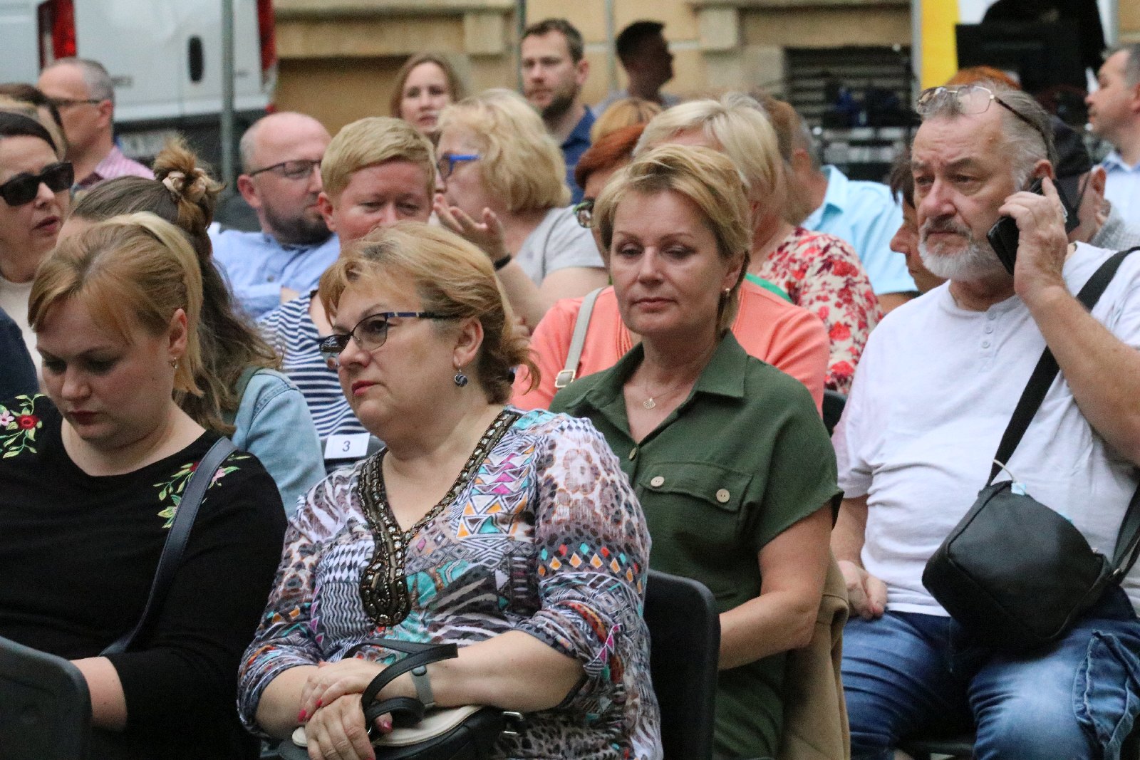 „Osiecka de Luxe” Mai Kleszcz na zakończenie Satyrykonu