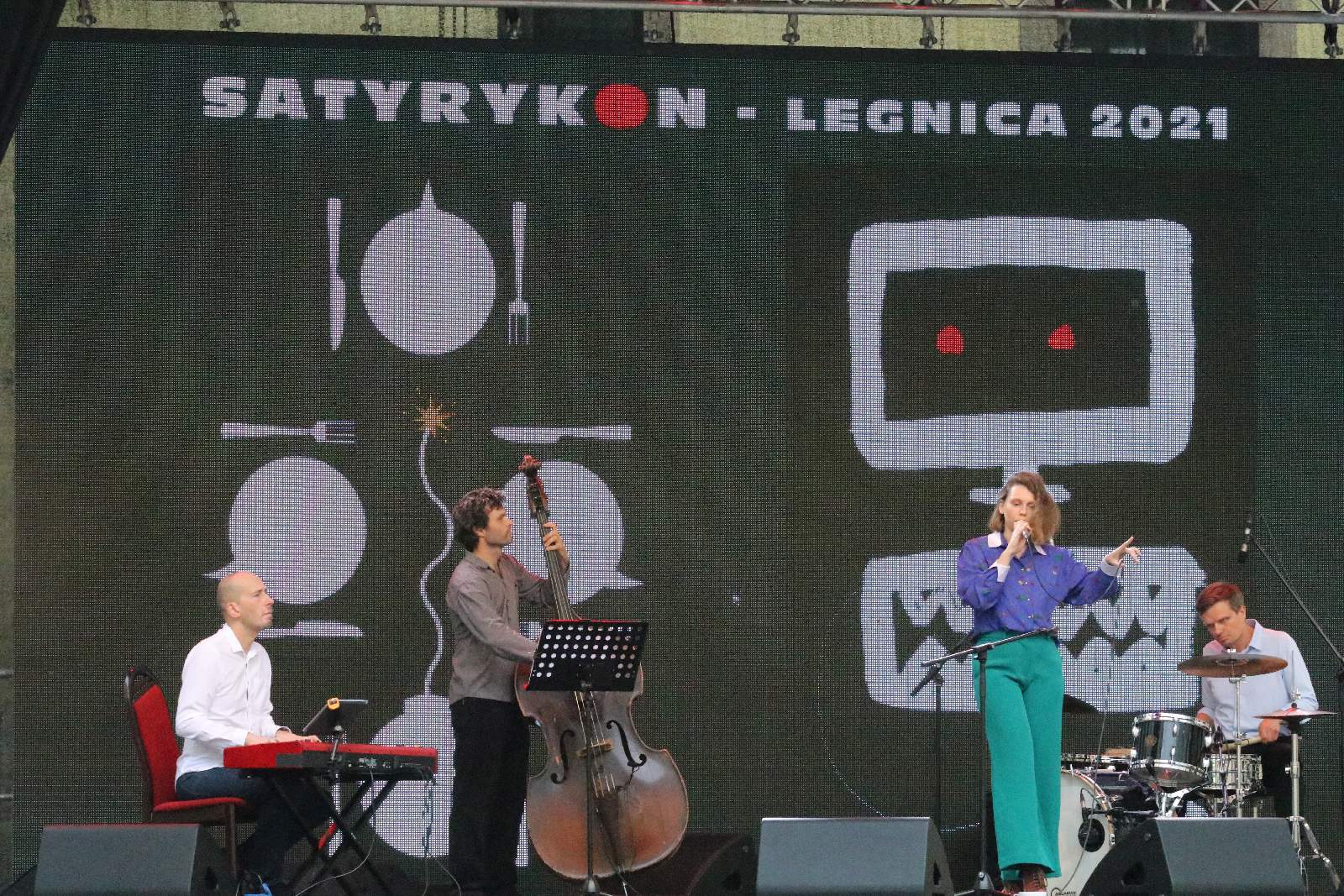 „Osiecka de Luxe” Mai Kleszcz na zakończenie Satyrykonu