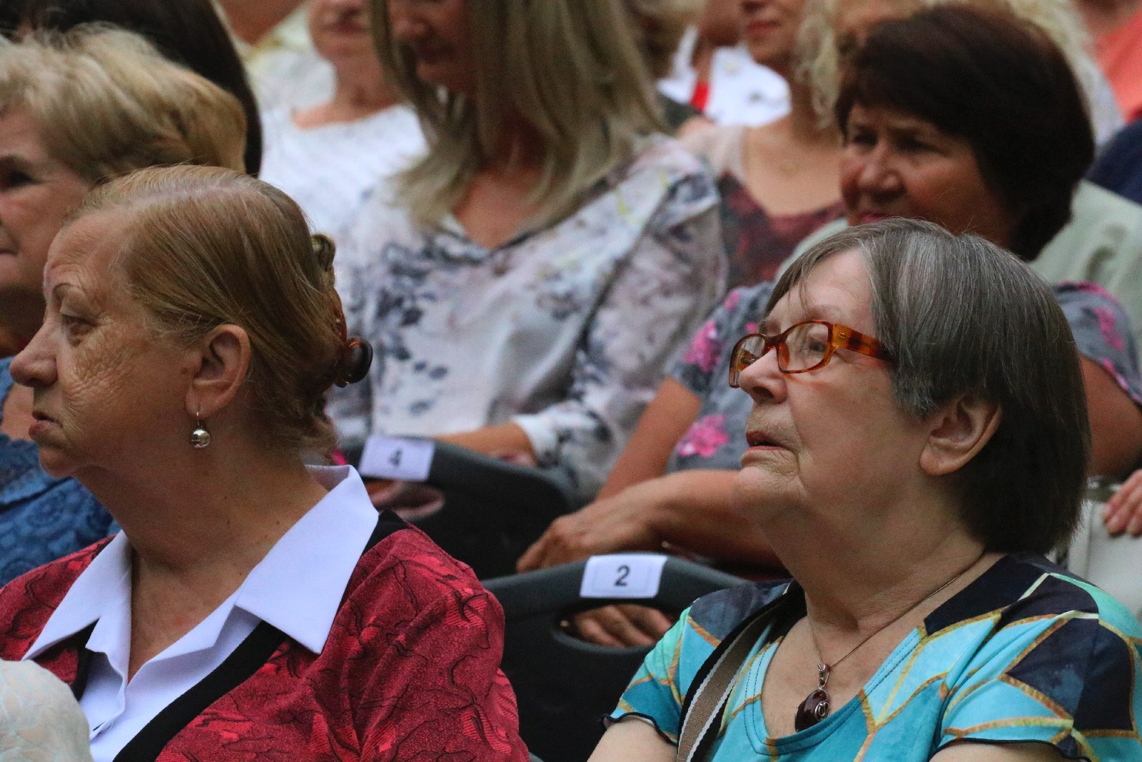 „Osiecka de Luxe” Mai Kleszcz na zakończenie Satyrykonu
