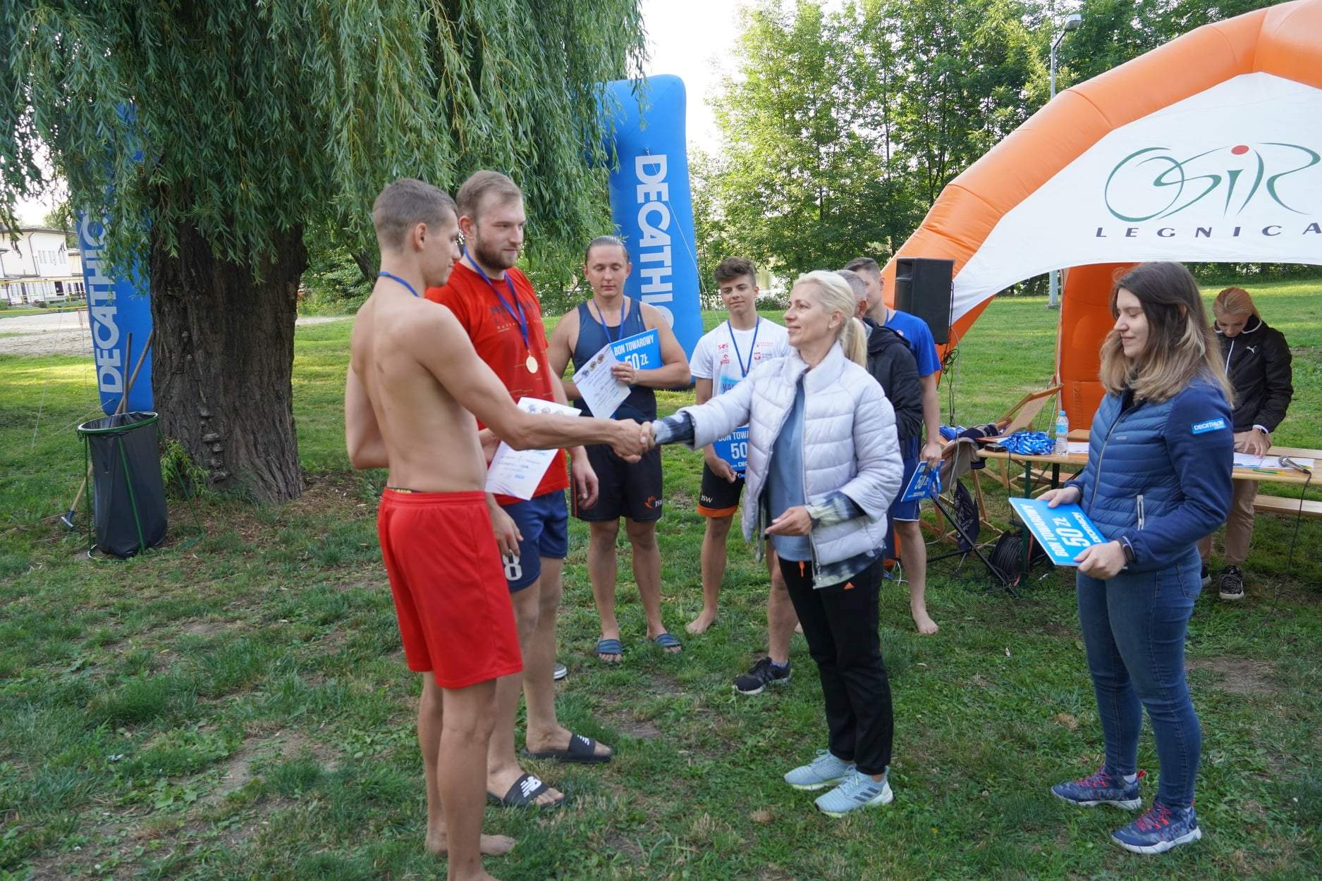 Turniej siatkówki plażowej „Bez skarpet” na kąpielisku Kormoran
