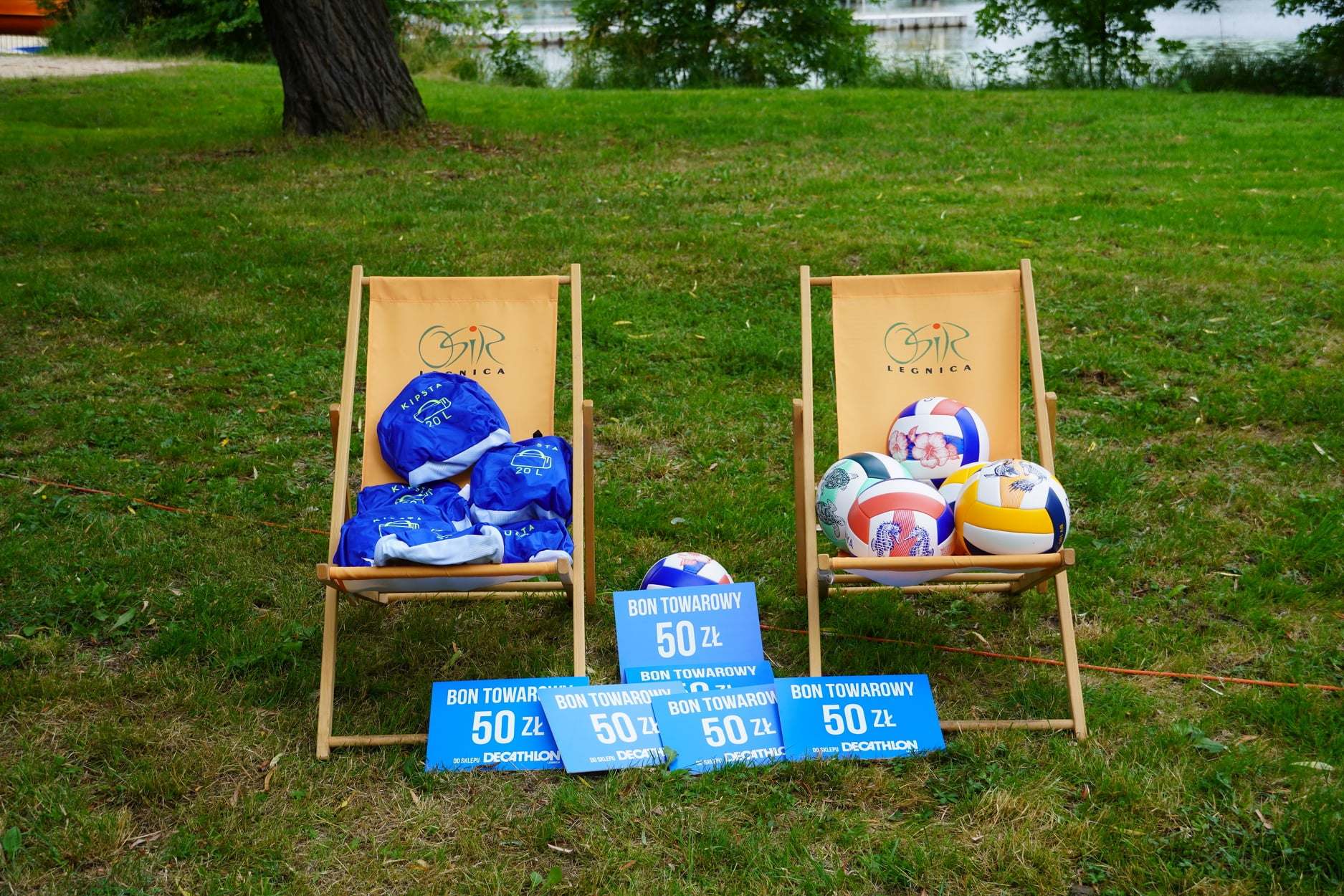 Turniej siatkówki plażowej „Bez skarpet” na kąpielisku Kormoran