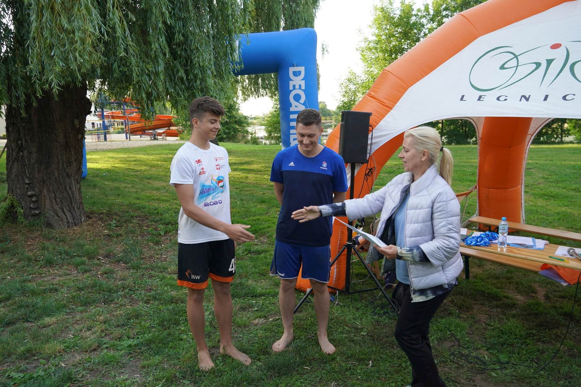 Turniej siatkówki plażowej „Bez skarpet” na kąpielisku Kormoran