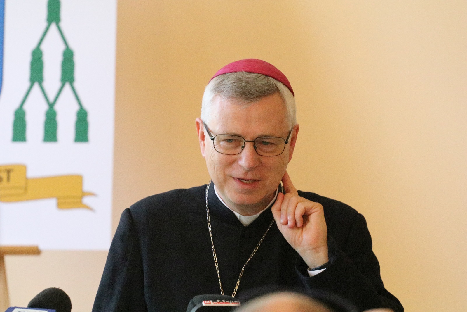 Biskup Andrzej Siemieniewski spotkał się z dziennikarzami