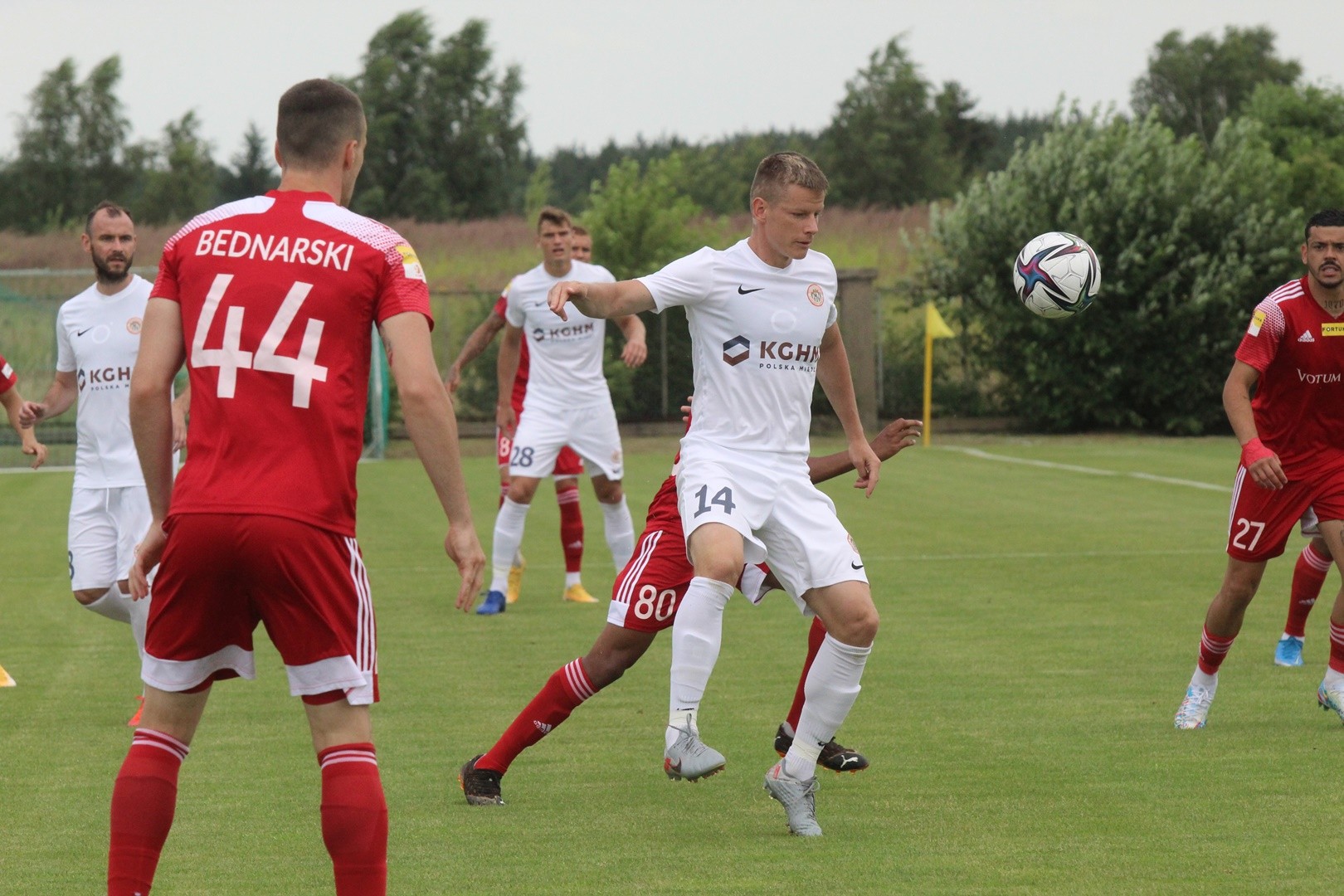 Miedź Legnica remisuje z Zagłębiem w pierwszym sparingu