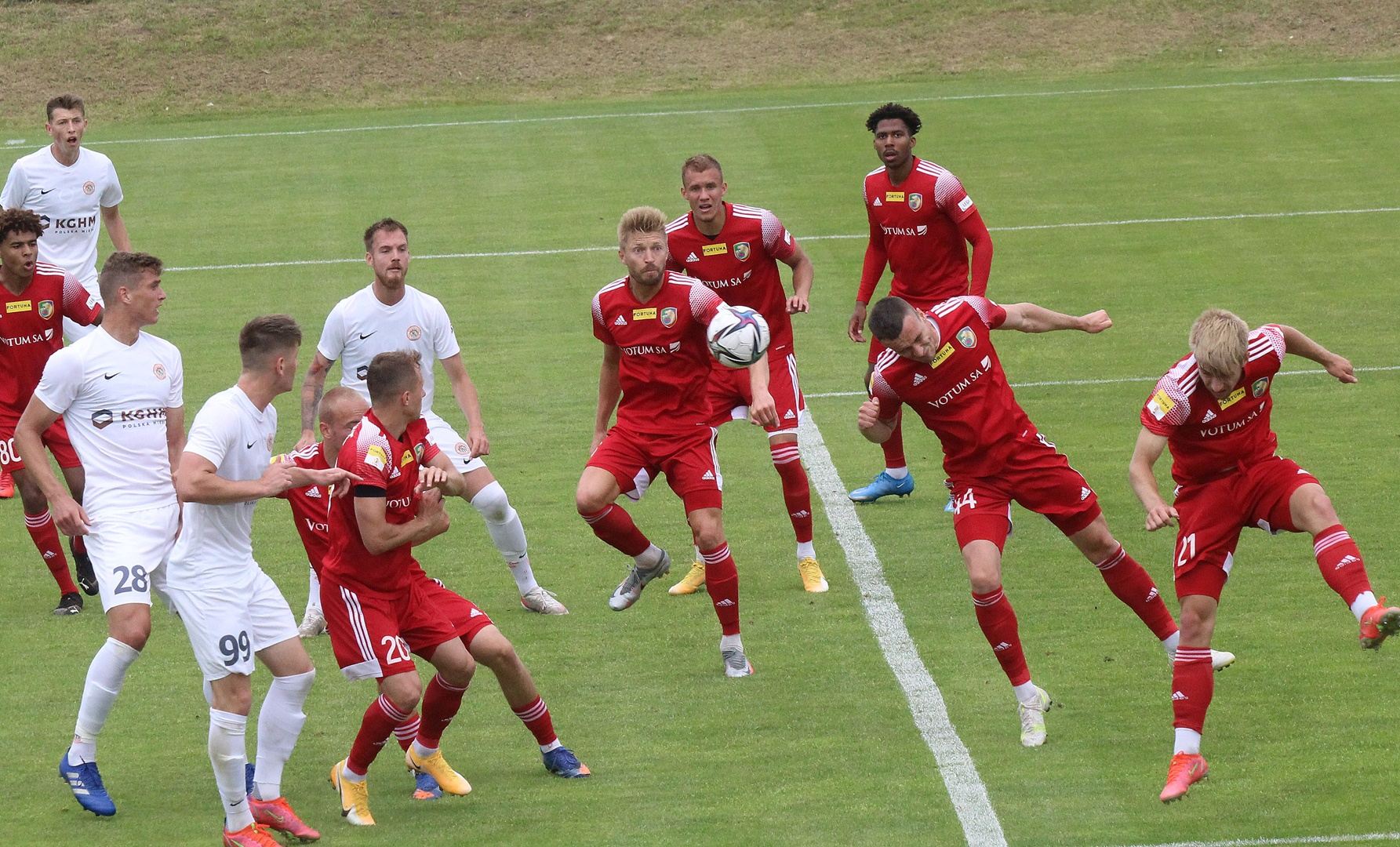 Miedź Legnica remisuje z Zagłębiem w pierwszym sparingu