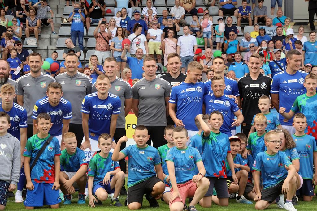 Kibice przywitali Miedź przed startem sezonu 2021/2022