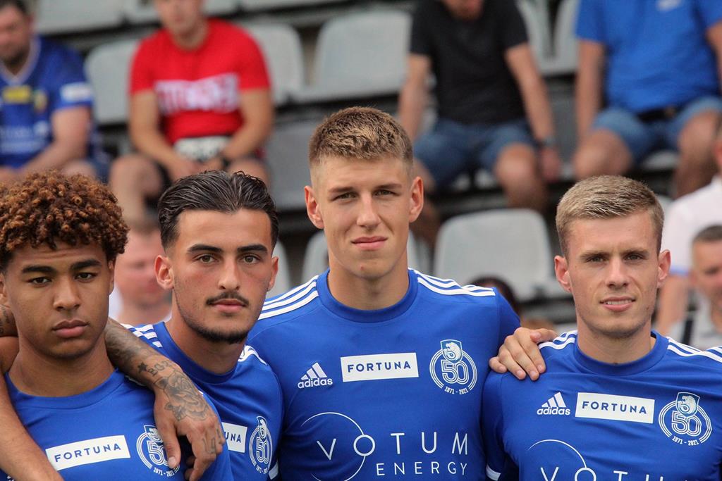 Kibice przywitali Miedź przed startem sezonu 2021/2022