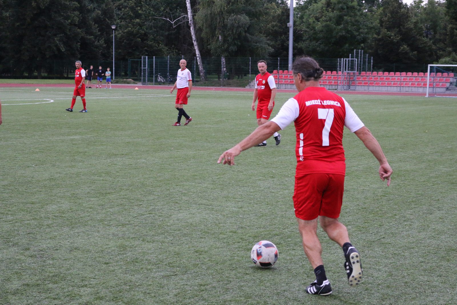 Oldboje zagrali turniej z okazji 50-lecia Miedzi Legnica