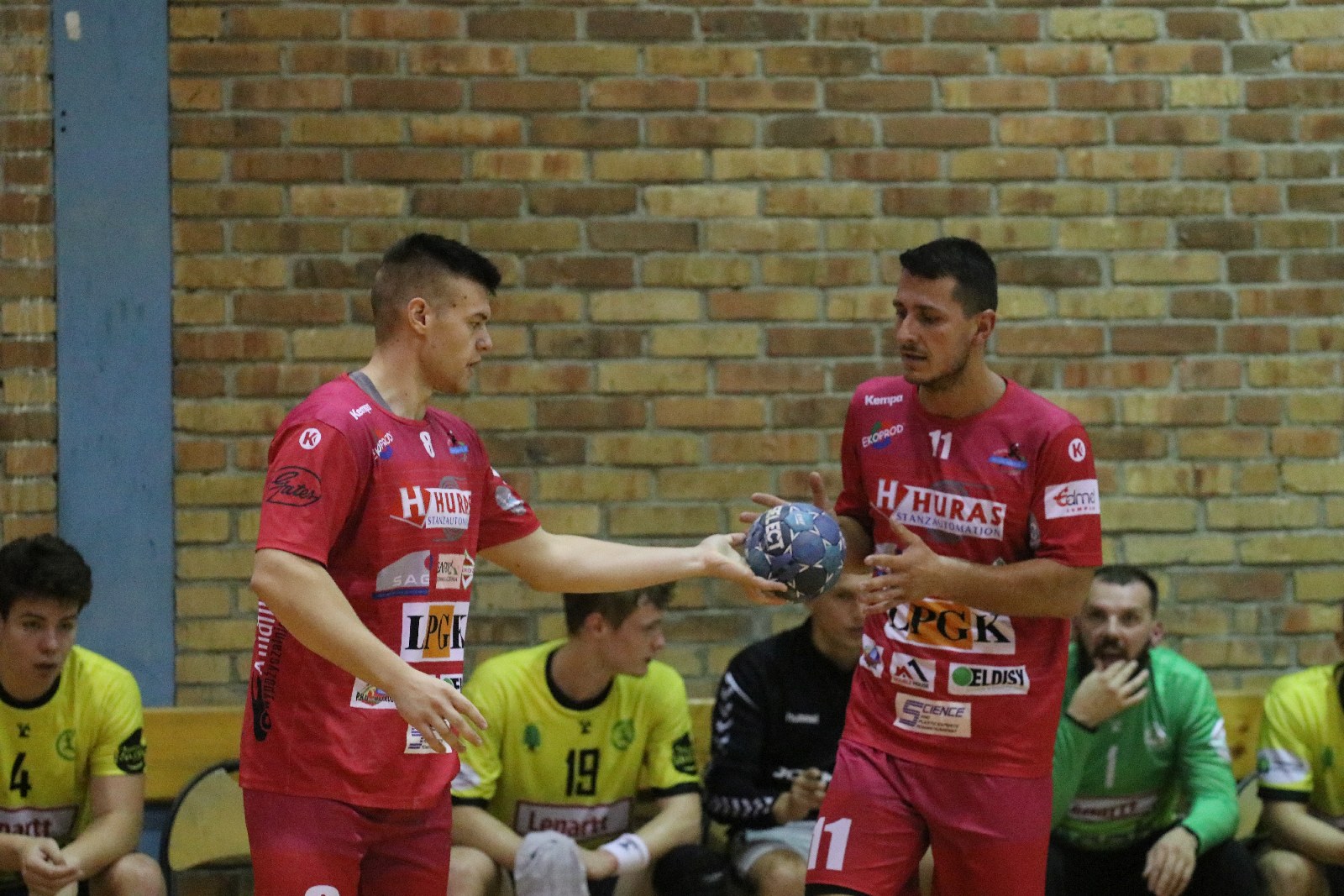 Siódemka Miedź Huras Legnica wygrywa z Borem Oborniki Śląskie
