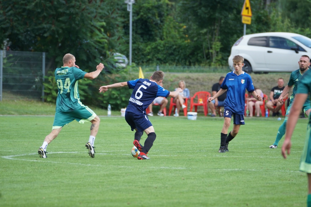 Kaczawa Bieniowice z Pucharem Wójta Gminy Kunice       
