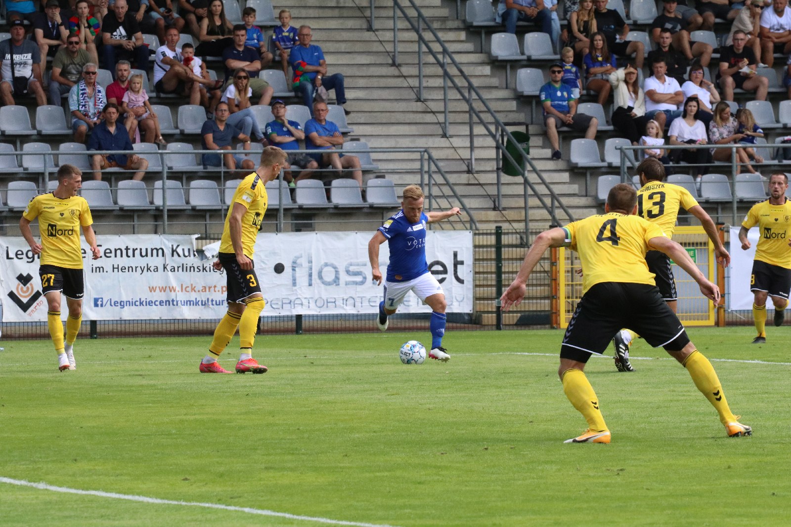 Miedź Legnica wygrywa z GKS-em Katowice 1:0 po bramce Makucha