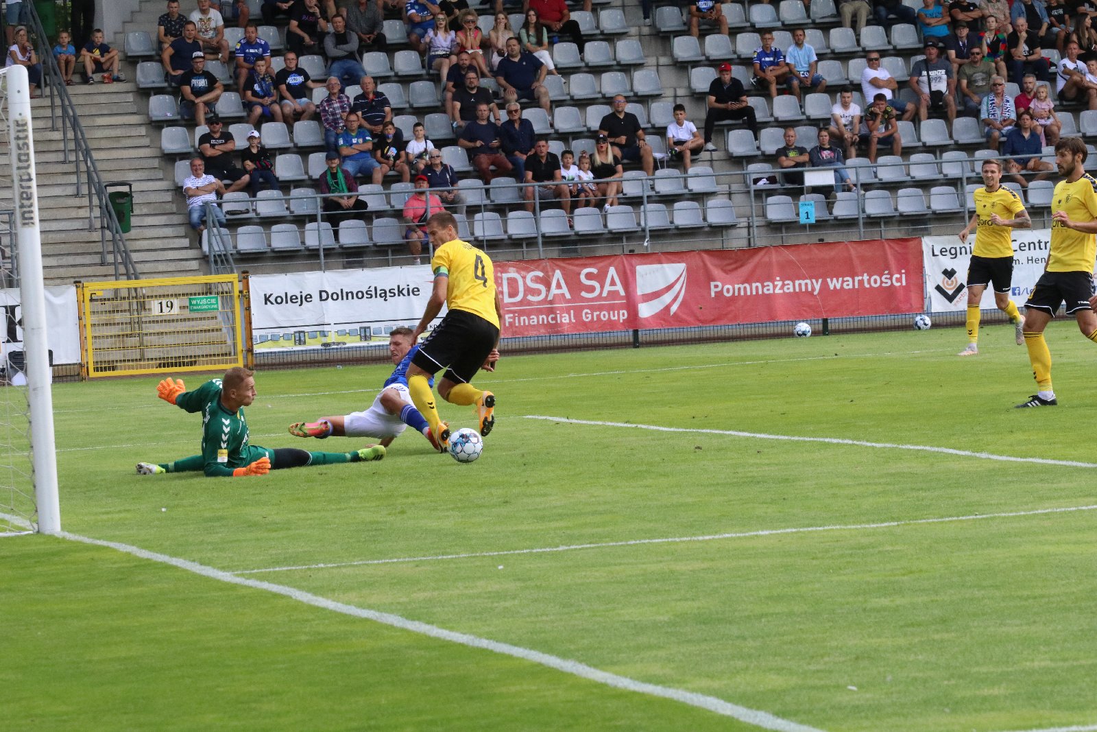 Miedź Legnica wygrywa z GKS-em Katowice 1:0 po bramce Makucha