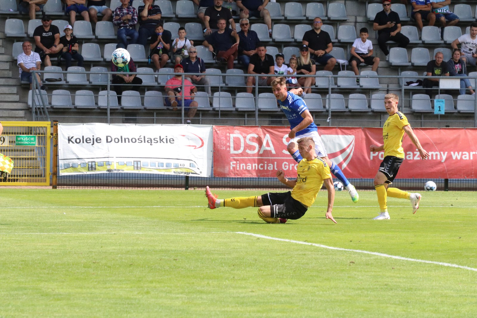 Miedź Legnica wygrywa z GKS-em Katowice 1:0 po bramce Makucha