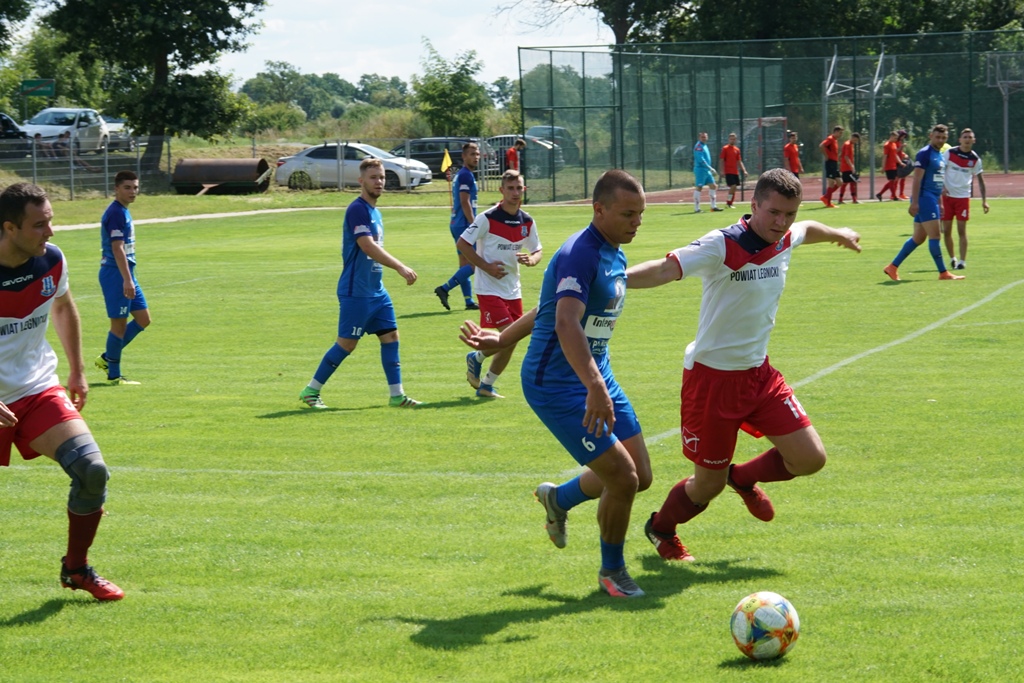 Kaczawa Bieniowice z Pucharem Wójta Gminy Kunice       
