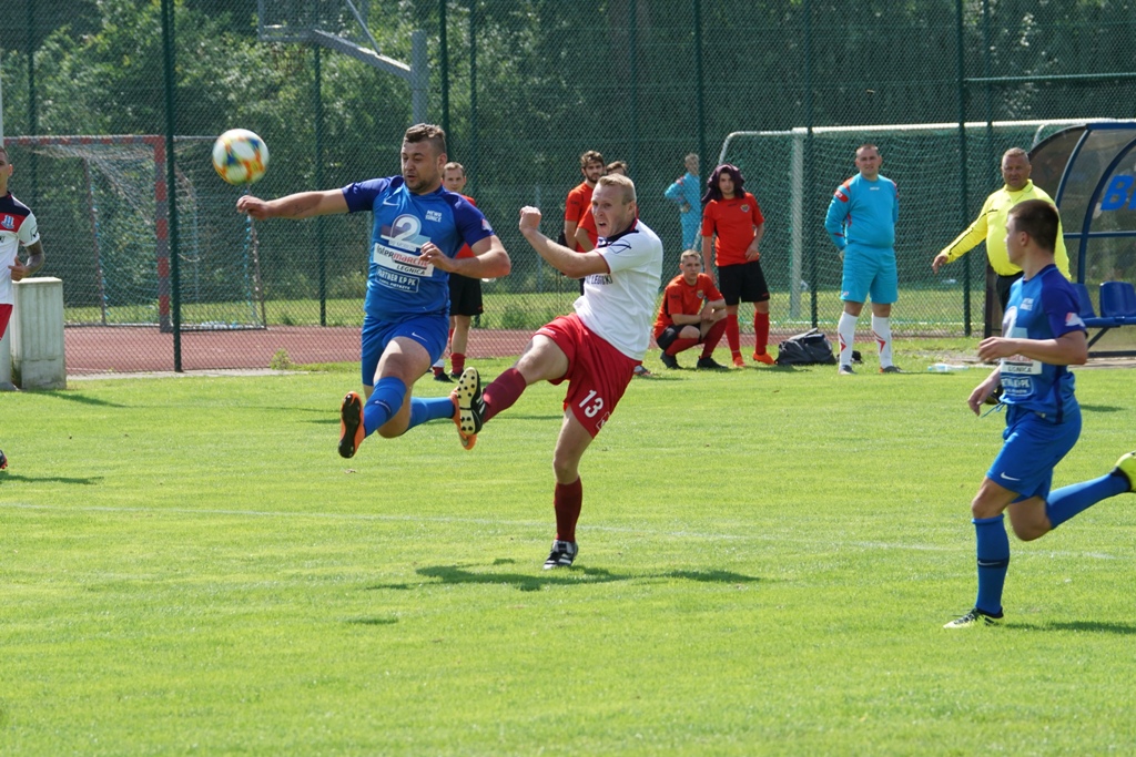 Kaczawa Bieniowice z Pucharem Wójta Gminy Kunice       
