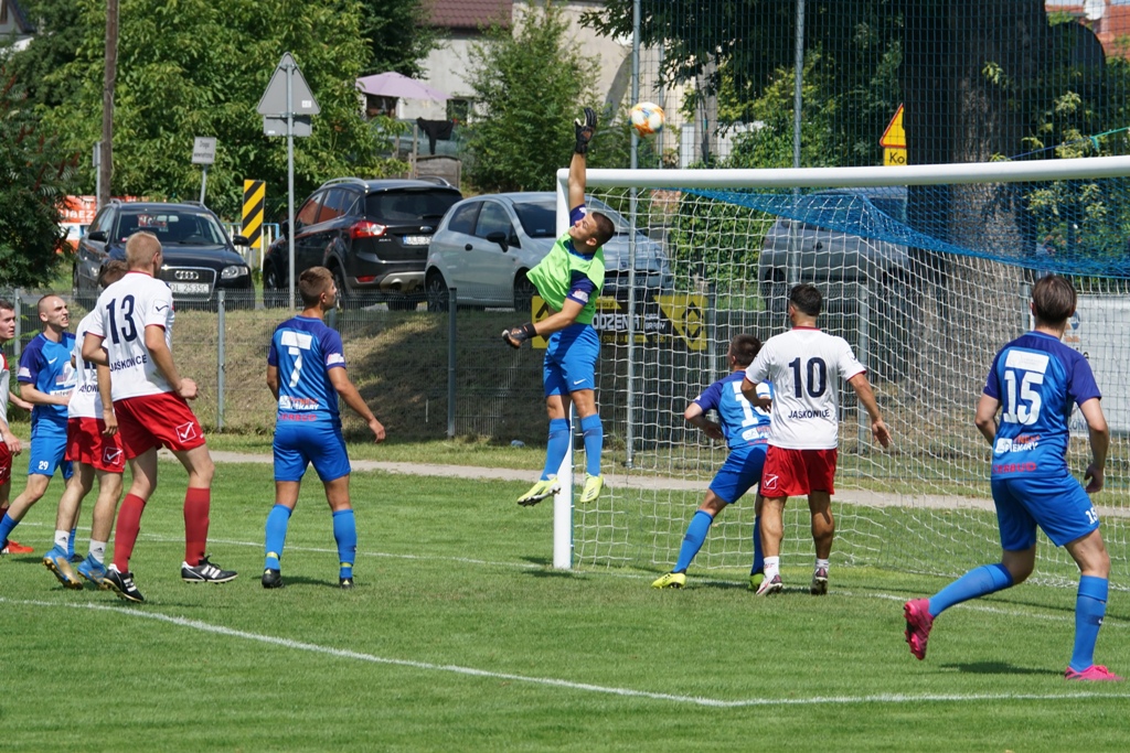 Kaczawa Bieniowice z Pucharem Wójta Gminy Kunice       
