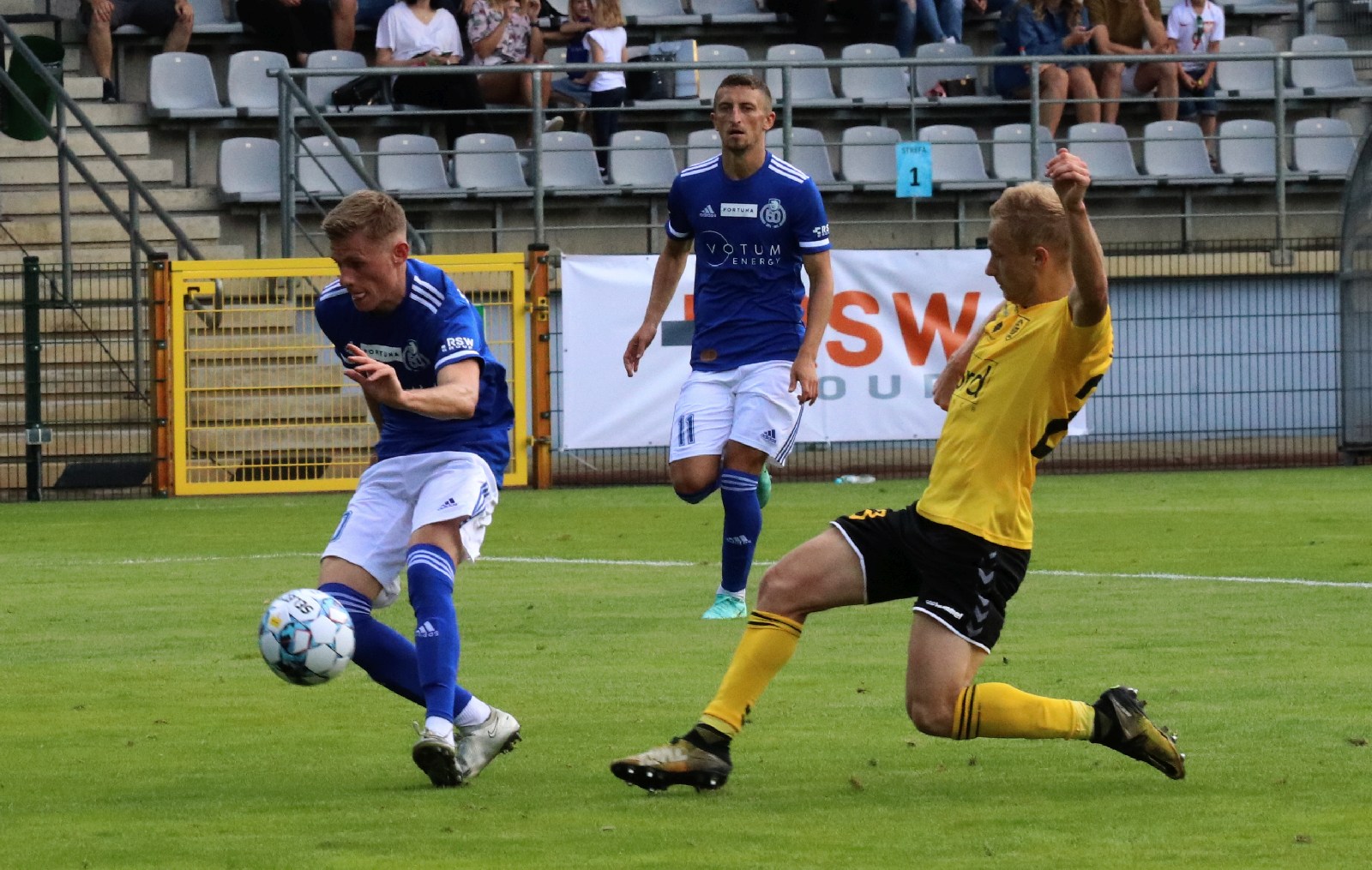 Miedź Legnica wygrywa z GKS-em Katowice 1:0 po bramce Makucha