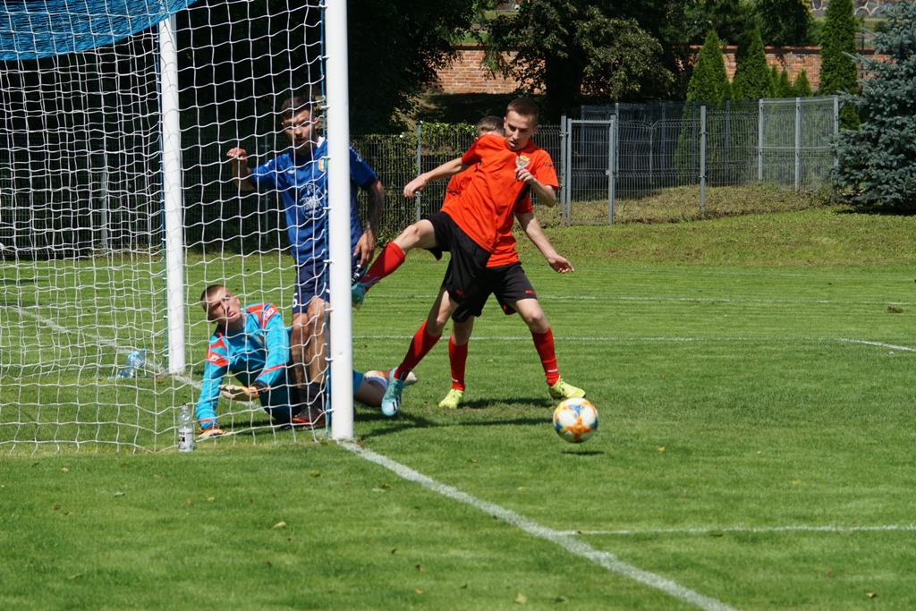 Kaczawa Bieniowice z Pucharem Wójta Gminy Kunice       
