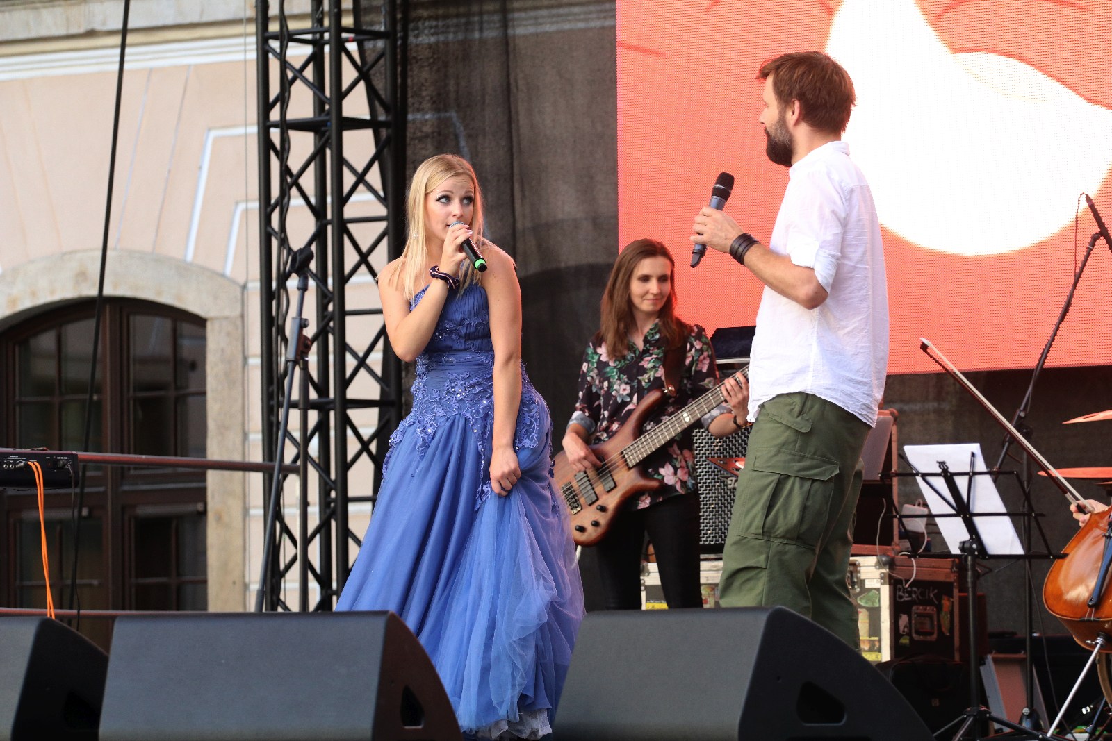 Przeboje Disneya zabrzmiały na dziedzińcu Akademii Rycerskiej