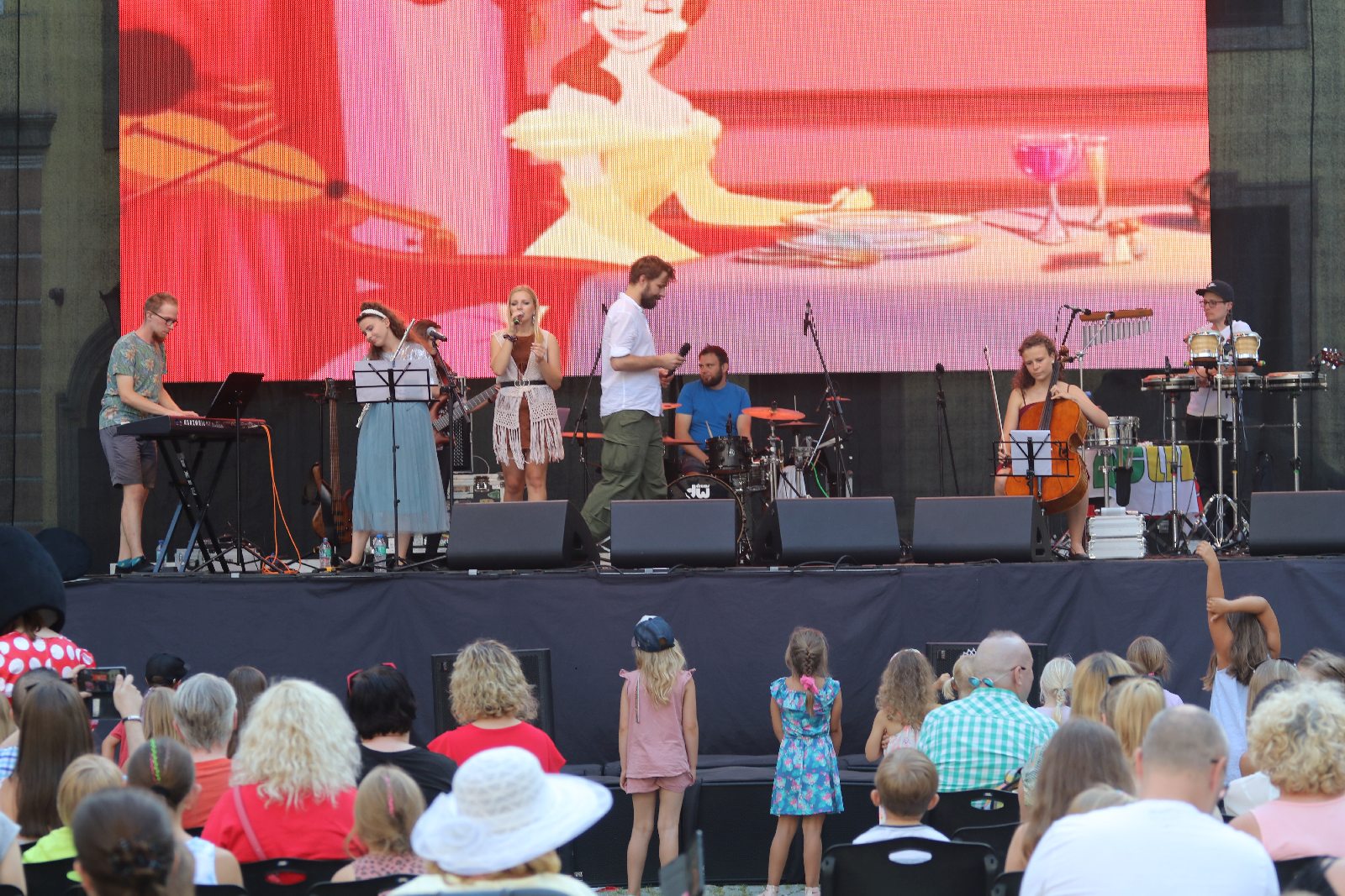 Przeboje Disneya zabrzmiały na dziedzińcu Akademii Rycerskiej