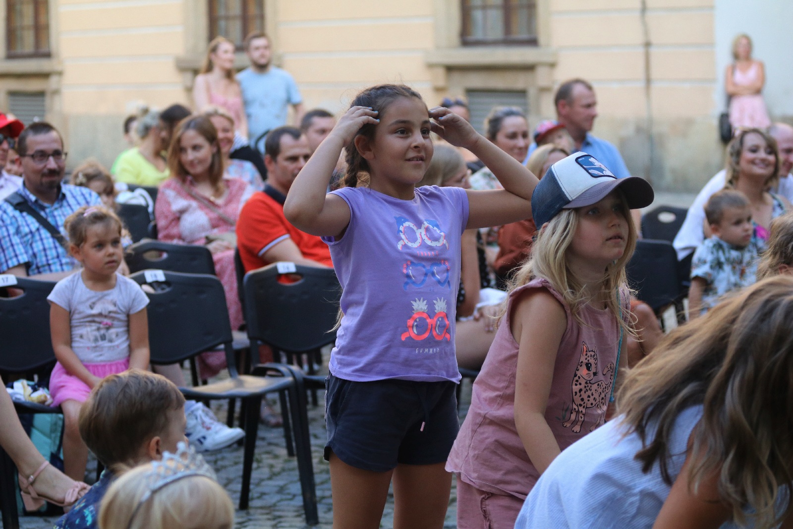 Przeboje Disneya zabrzmiały na dziedzińcu Akademii Rycerskiej
