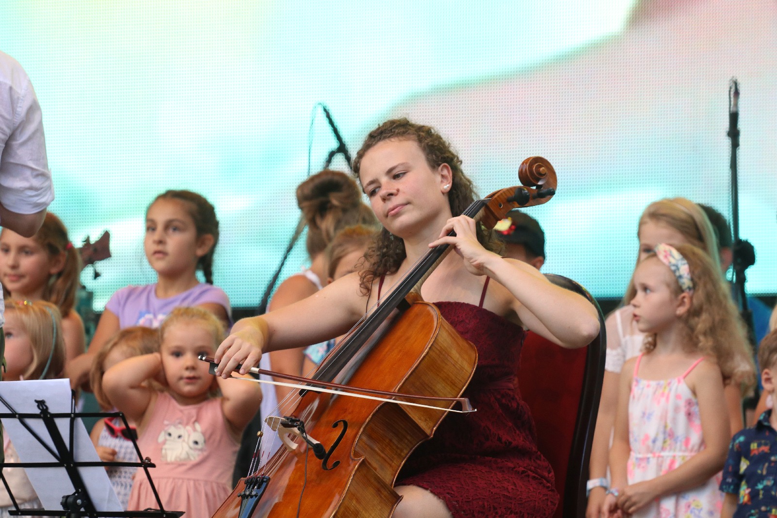 Przeboje Disneya zabrzmiały na dziedzińcu Akademii Rycerskiej