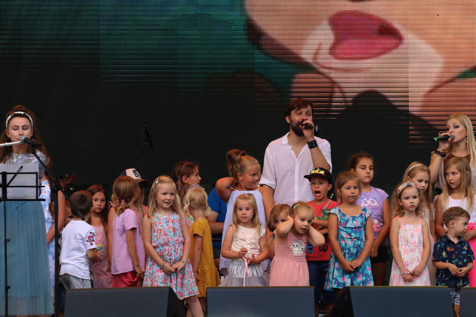 Przeboje Disneya zabrzmiały na dziedzińcu Akademii Rycerskiej