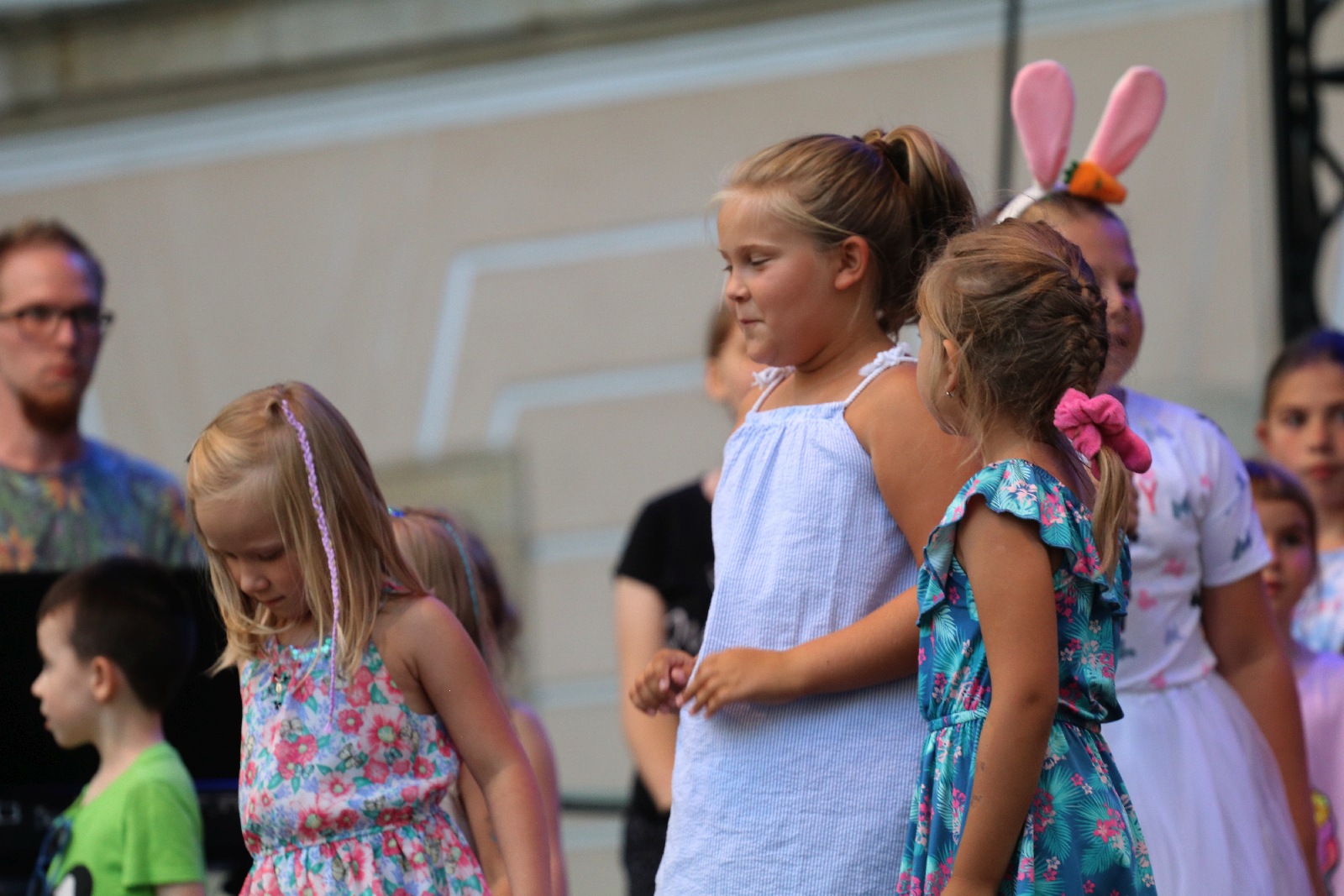Przeboje Disneya zabrzmiały na dziedzińcu Akademii Rycerskiej