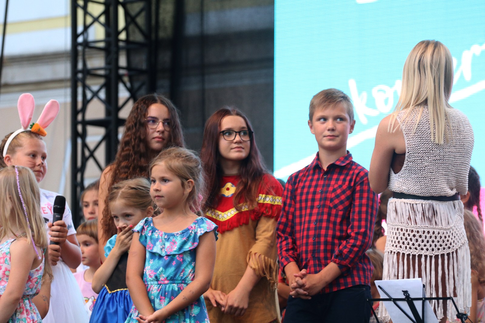 Przeboje Disneya zabrzmiały na dziedzińcu Akademii Rycerskiej