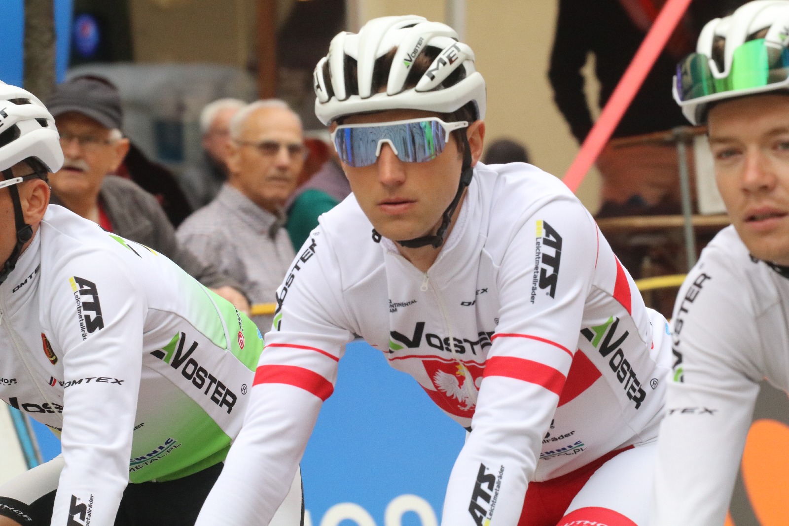 Szesnaście drużyn wystrtowało w 55. CCC Tour Grody Piastowskie