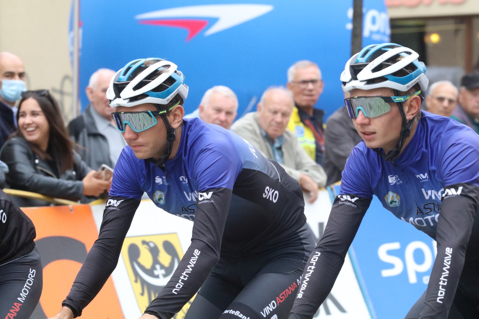 Szesnaście drużyn wystrtowało w 55. CCC Tour Grody Piastowskie