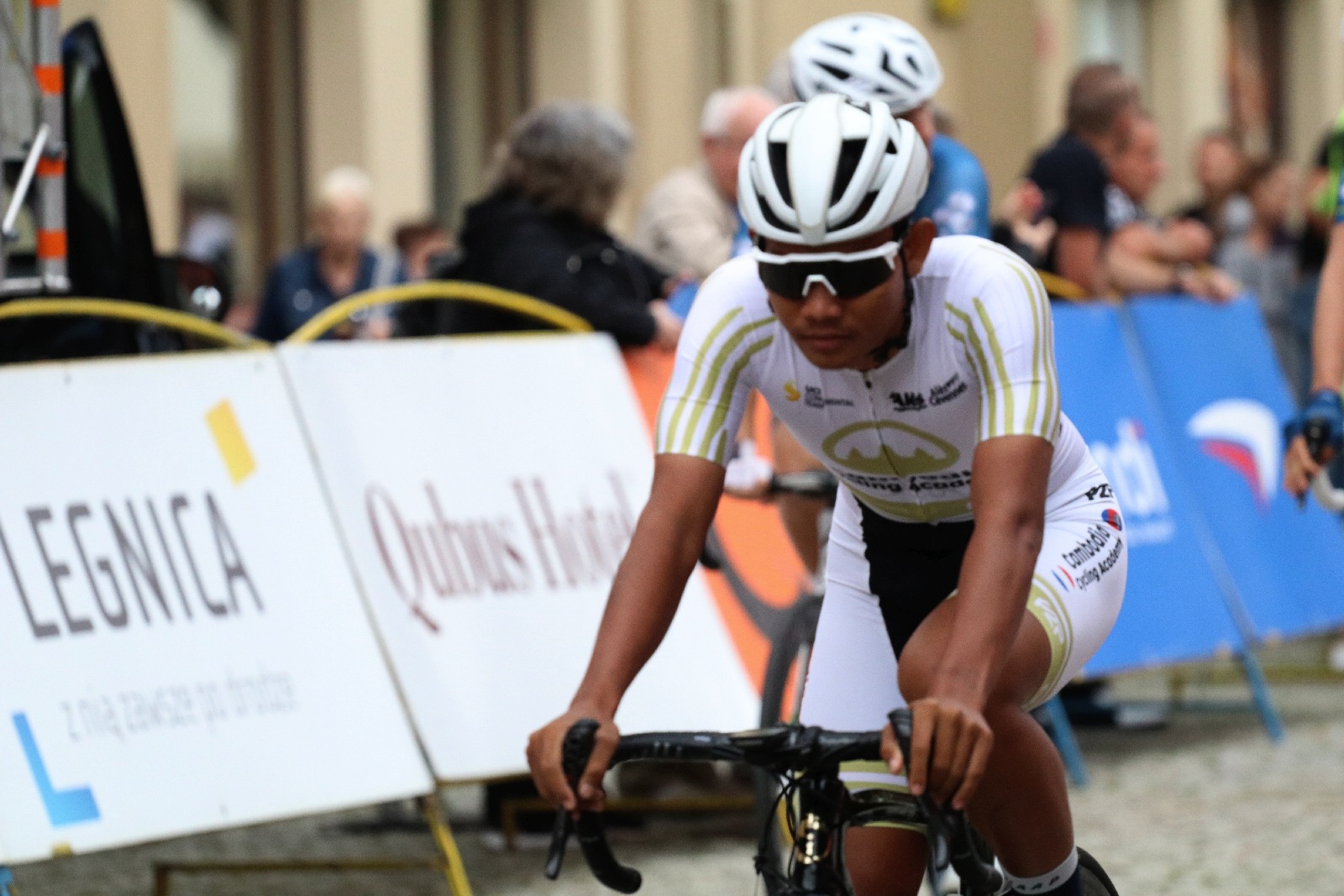 Szesnaście drużyn wystrtowało w 55. CCC Tour Grody Piastowskie