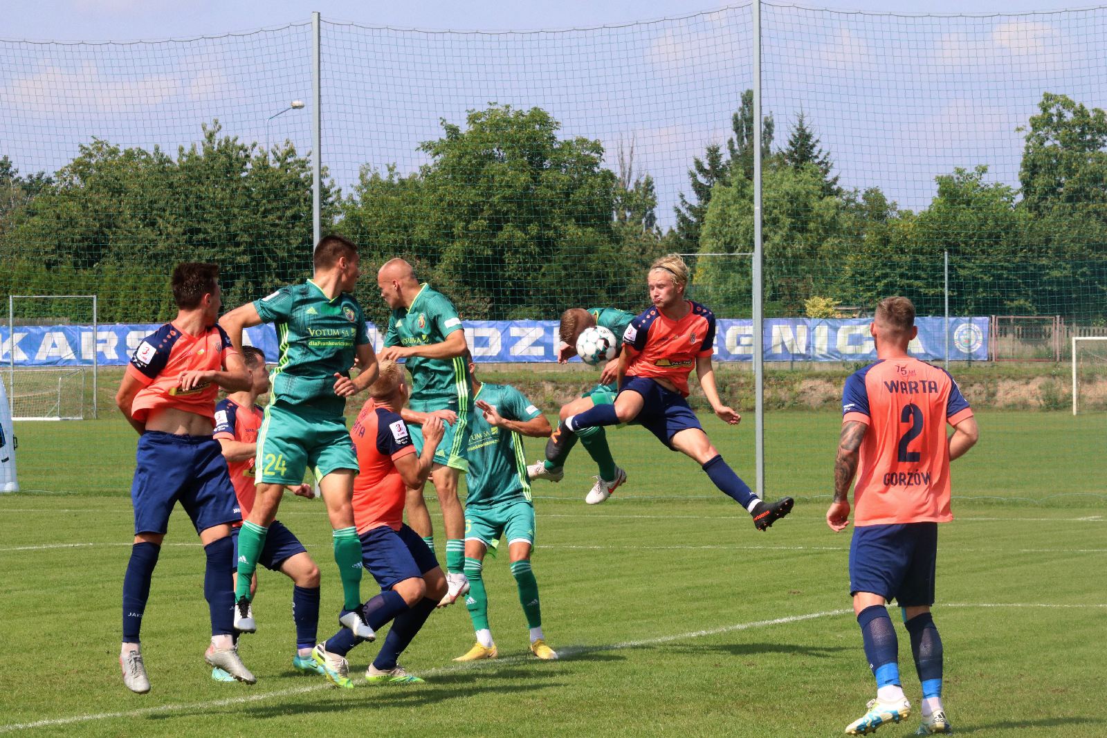 Miedź II Legnica pokonuje na własnym boisku Wartę Gorzów