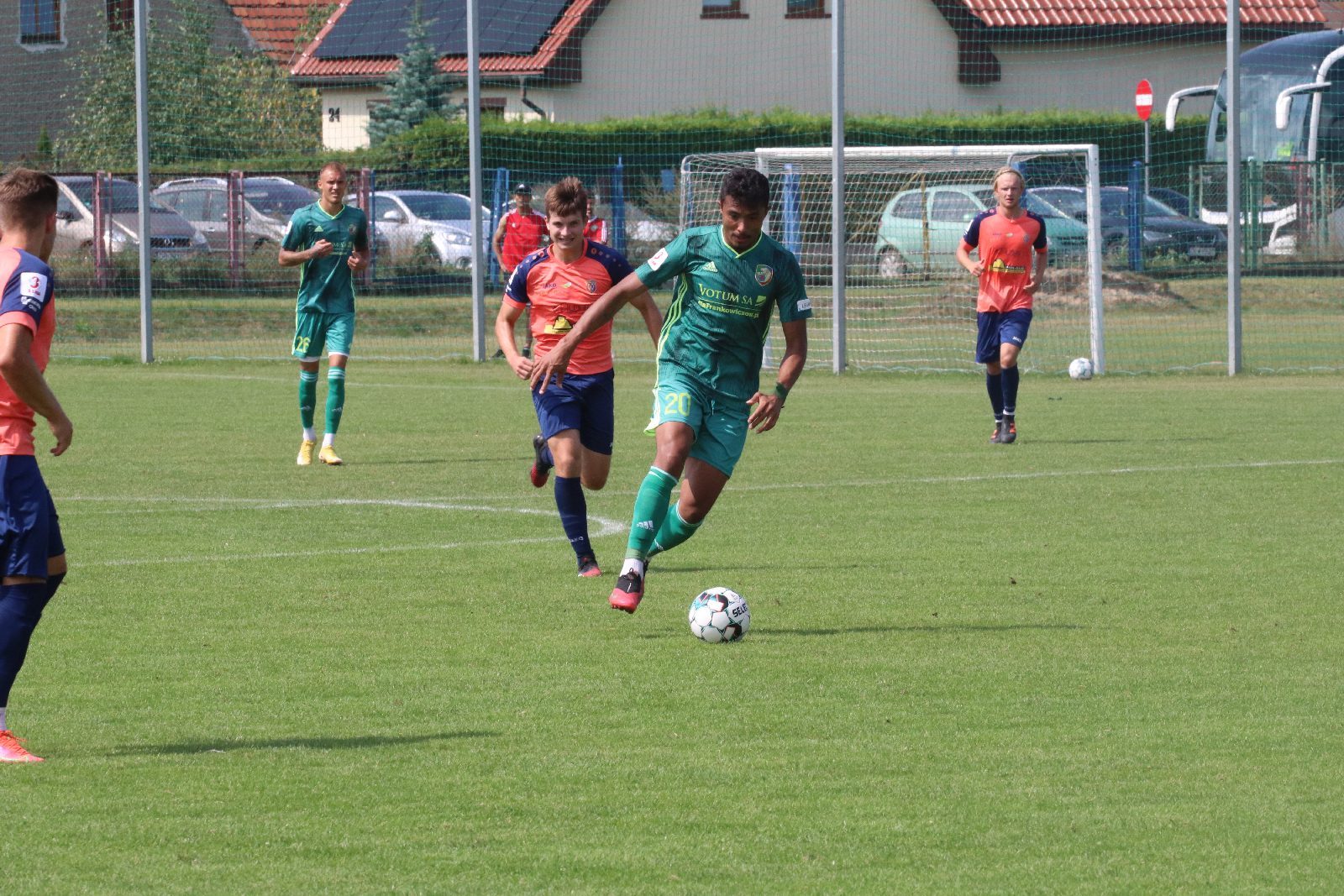 Miedź II Legnica pokonuje na własnym boisku Wartę Gorzów