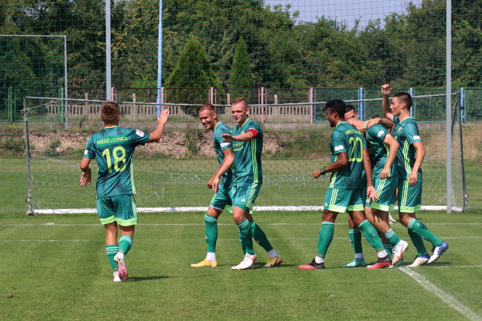 Miedź II Legnica pokonuje na własnym boisku Wartę Gorzów