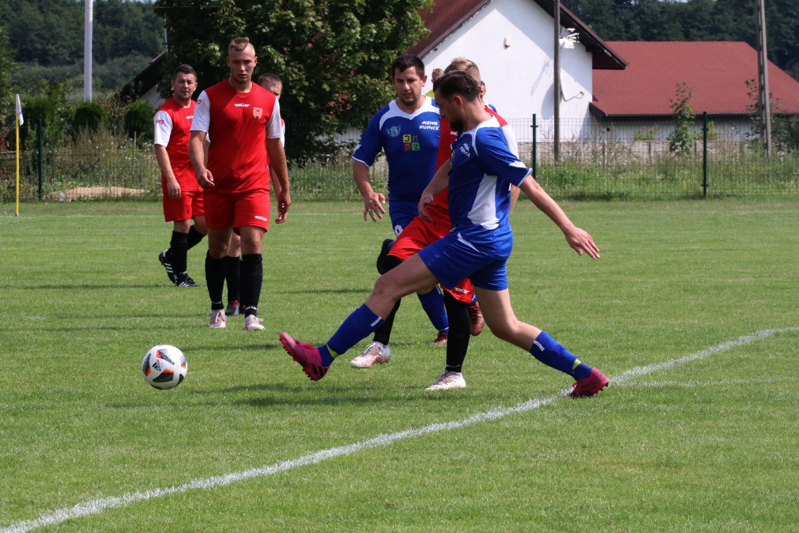 Rezerwy Mewy Kunice rozgromiły Czarnych Golanka Dolna