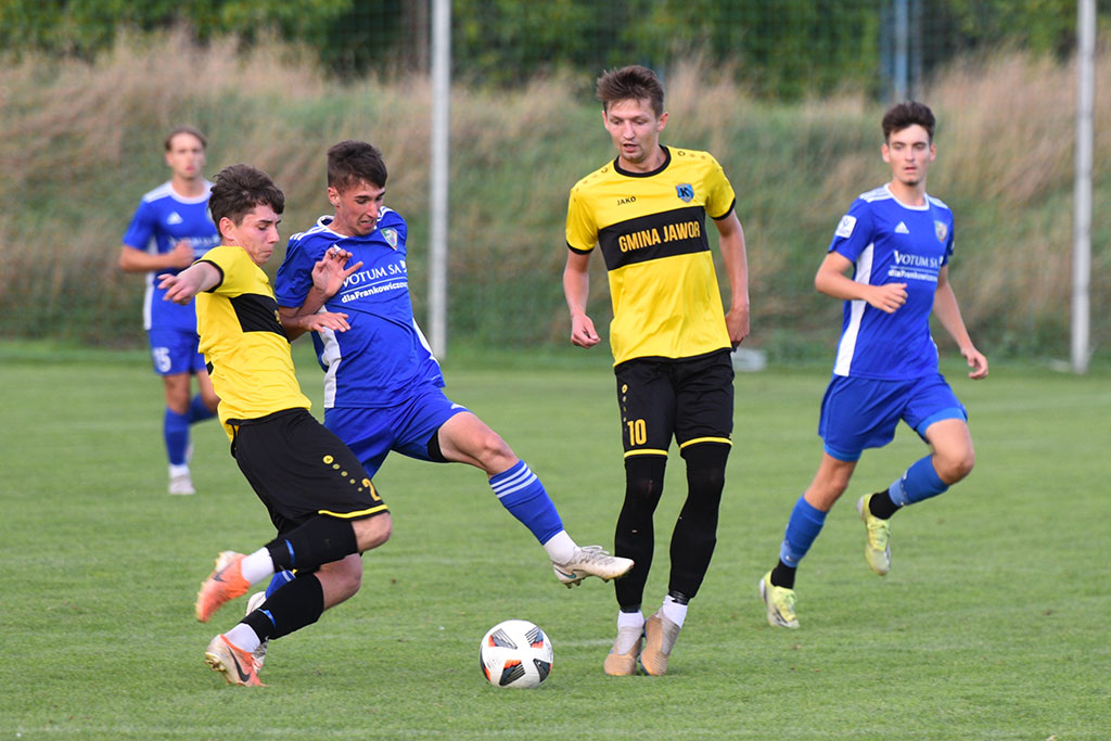 Gładkie zwycięstwo juniorów Miedzi nad Jaworzanką Jawor