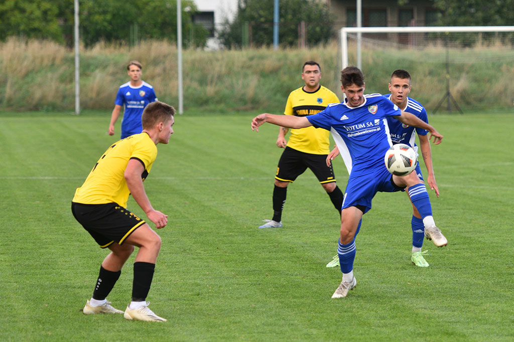 Gładkie zwycięstwo juniorów Miedzi nad Jaworzanką Jawor