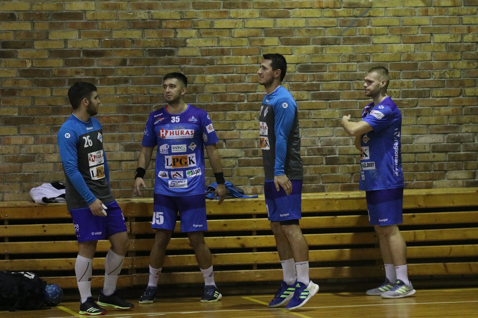 Siódemka Miedź Huras Legnica przegrała z Zagłębiem Lubin