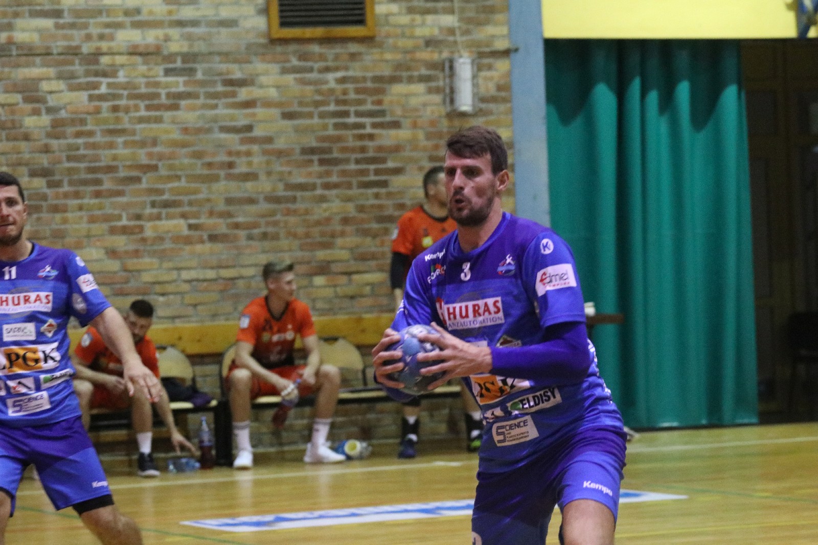 Siódemka Miedź Huras Legnica przegrała z Zagłębiem Lubin