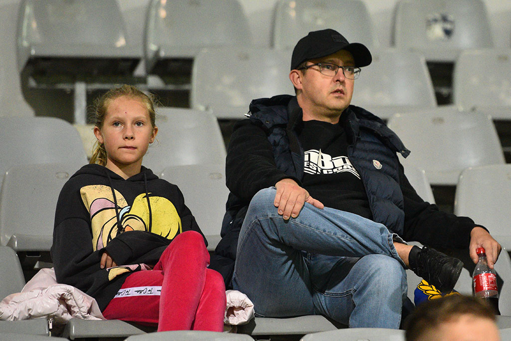 Kibice na meczu Miedź – GKS Jastrzębie. Znajdź się na zdjęciach