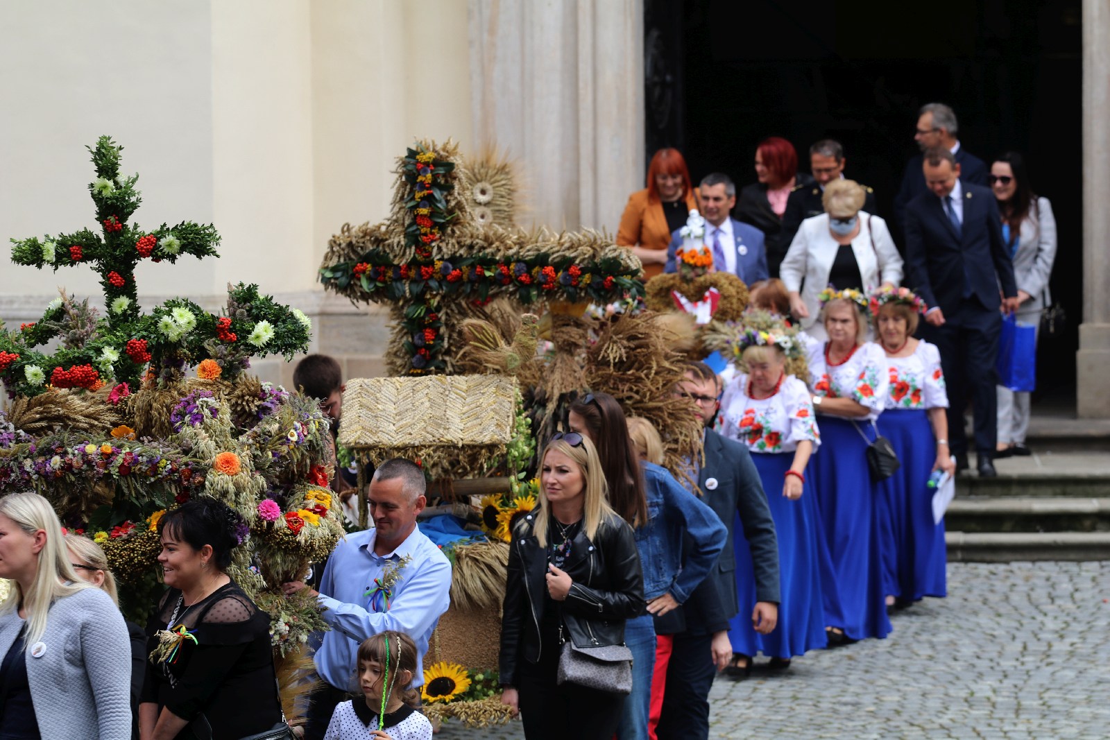 Dożynki w Legnickim Polu pełne radości i dobrej zabawy